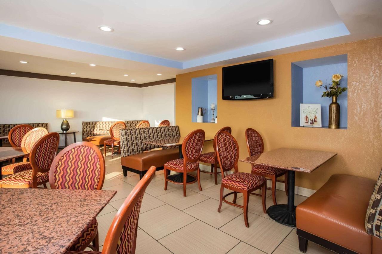 Travelodge By Wyndham Fort Wayne North Bagian luar foto