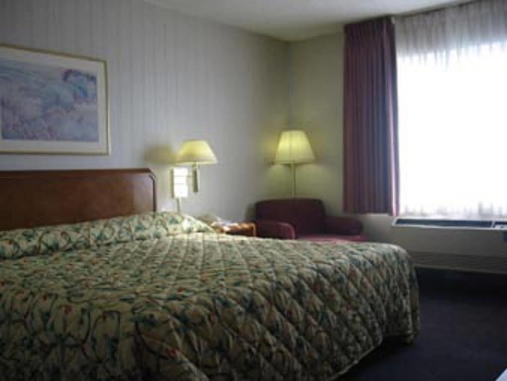 Travelodge By Wyndham Fort Wayne North Bagian luar foto